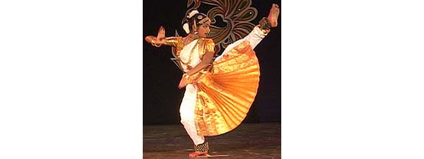 Initiation à la danse indienne "Bharata natyam"